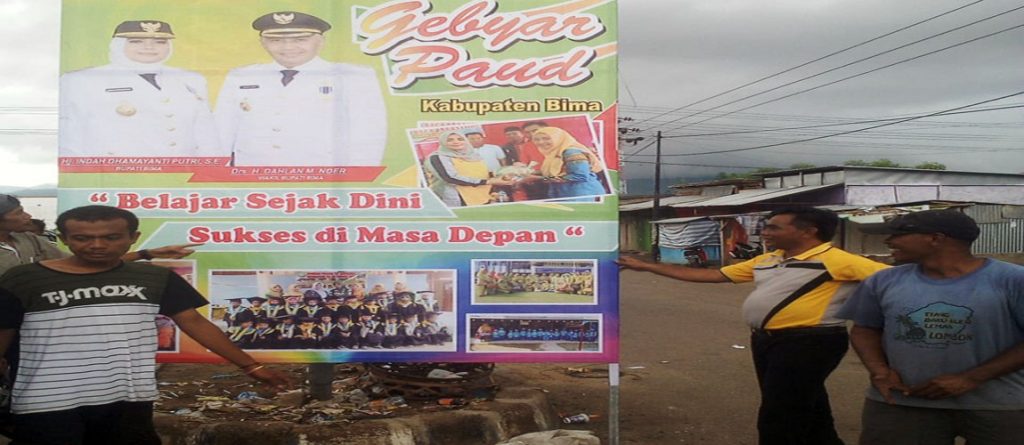 Pengecekan Papan Gebyar PAUD 2018.