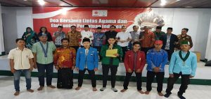 Deklarasi OKP se Mataram pada Kegiatan Doa Bersama Lintas Agama dan Etnis , Kamis Malam.